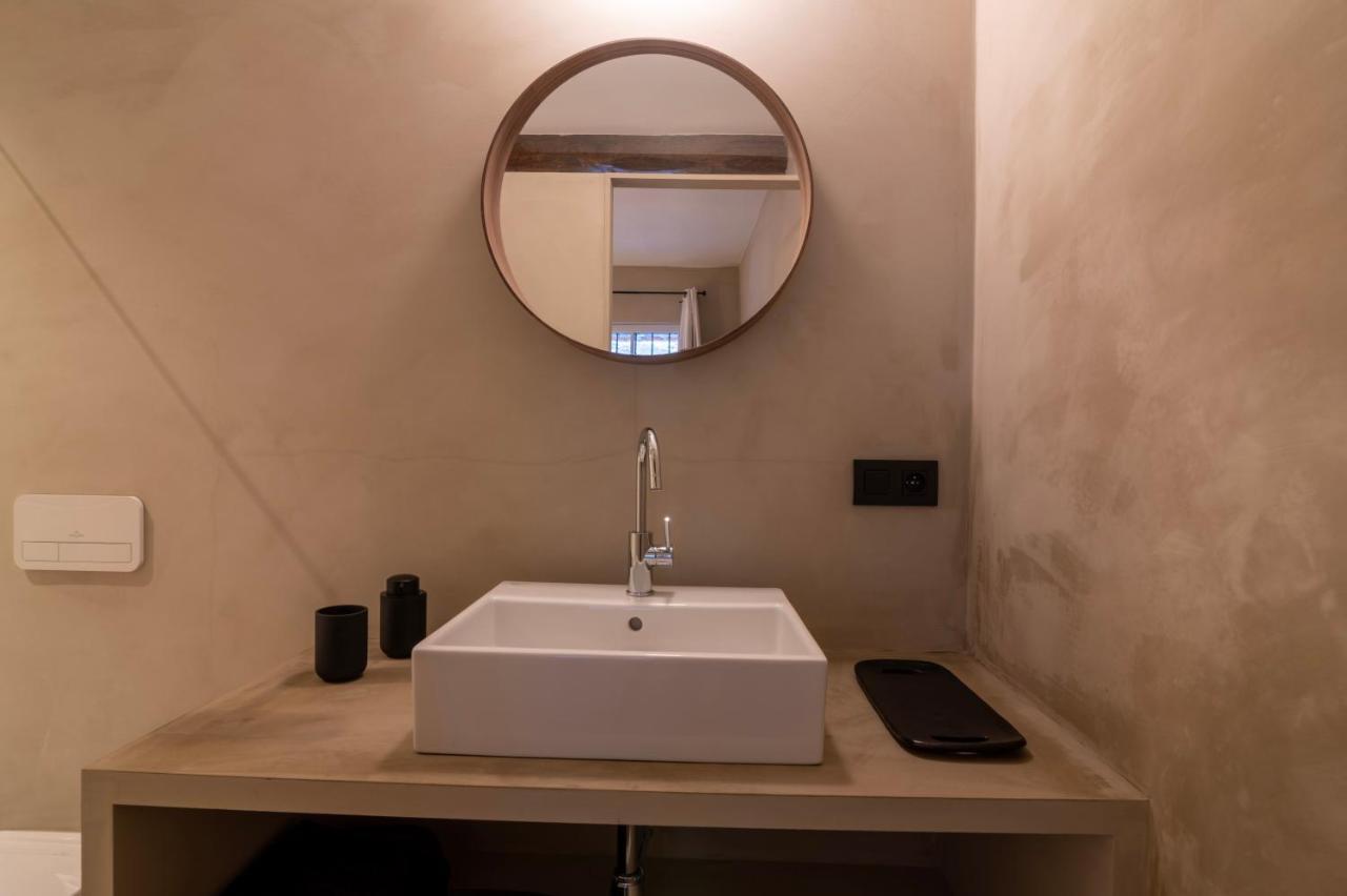 Private En-Suite Room In The Heart Of Le Sablon Brussels Exterior photo