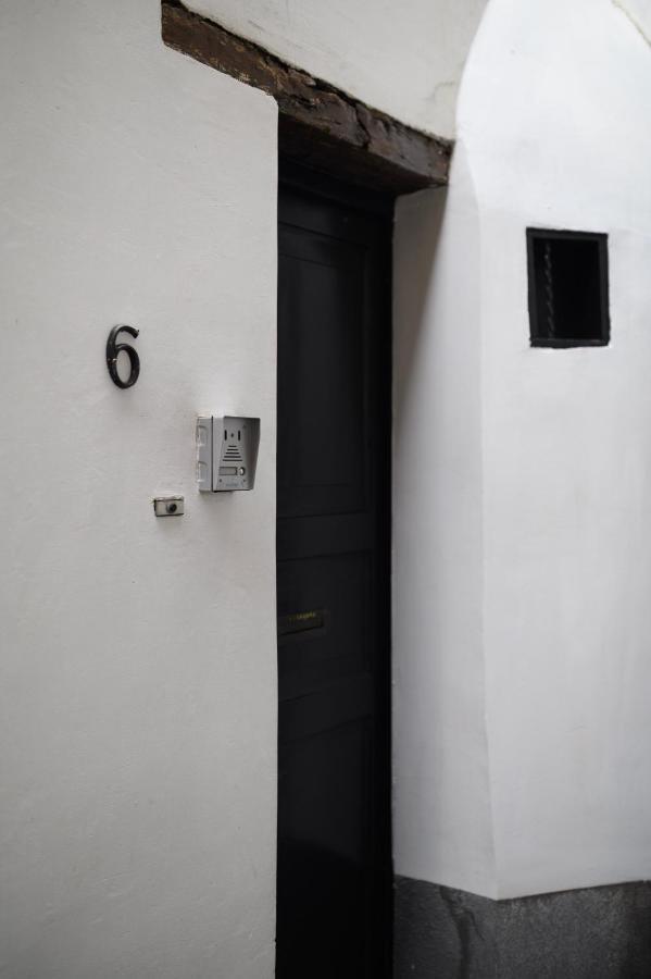 Private En-Suite Room In The Heart Of Le Sablon Brussels Exterior photo